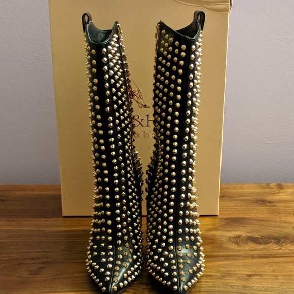 Hell & Heel Shoes - 💜🎉Host Pick🎉💜 Hell & Heel studded boots, Nwot